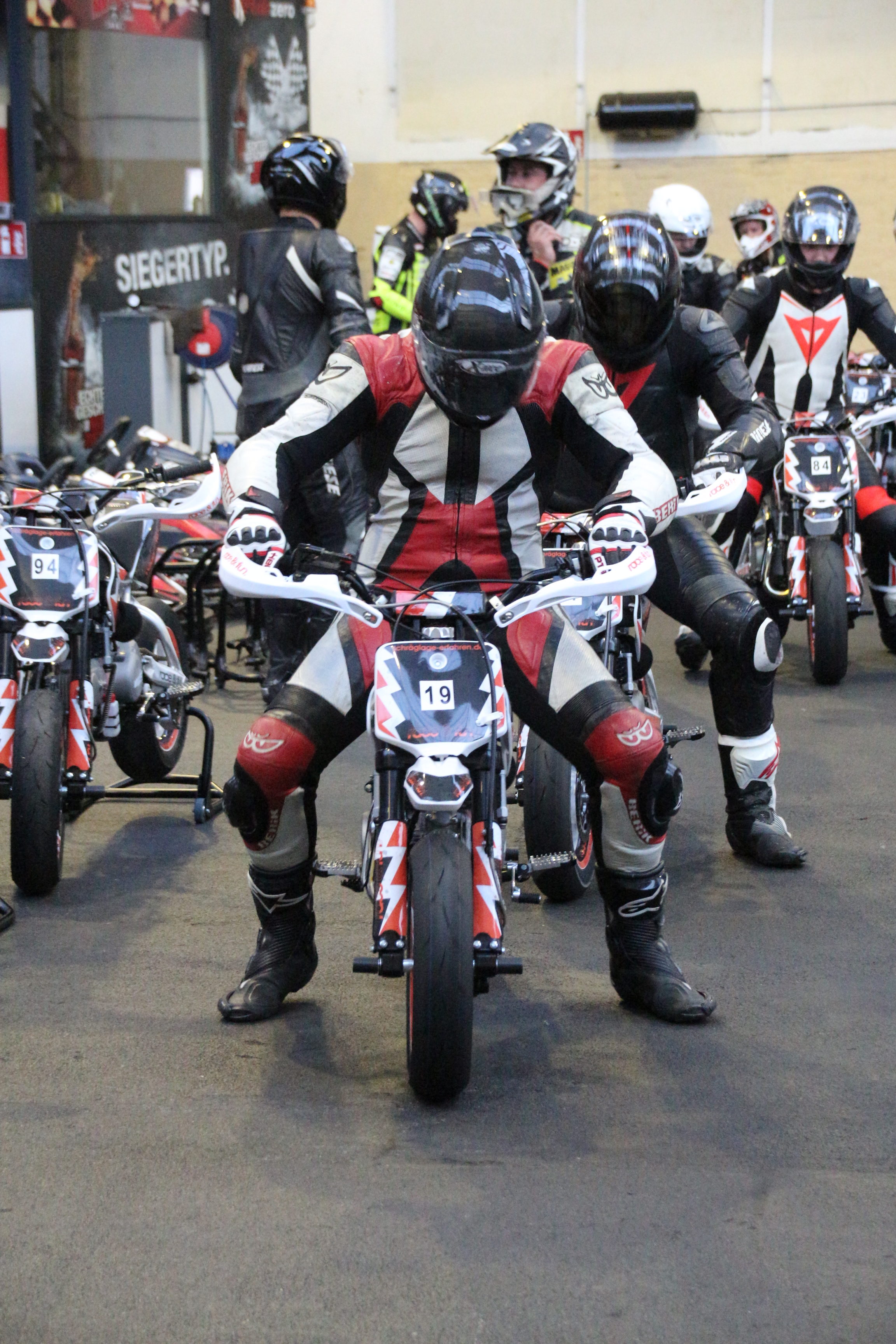 Pitbike Training In Der Karthalle Hannover Race Fun